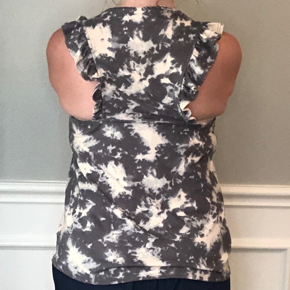 Bleached Racer Back Ruffles Tank - Picture 2 of 2